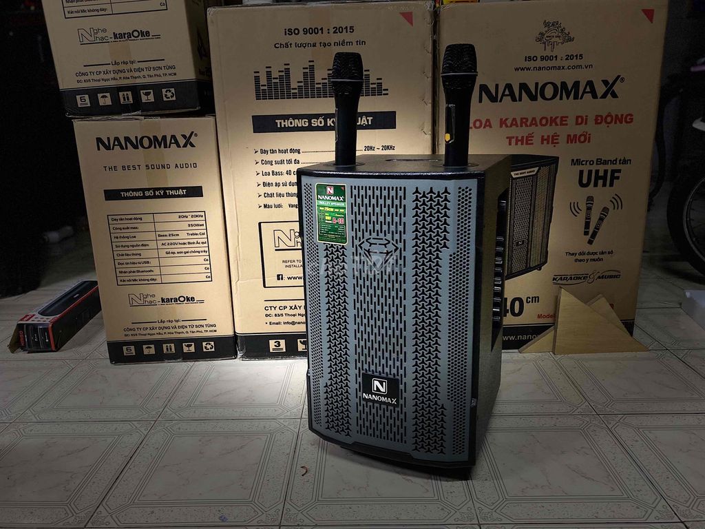 Loa Karaoke bass 25 kèm 2 mic có reverb Vĩnh Long. Mua bán Tivi, Âm thanh tại Thành phố Vĩnh Long Vĩnh Long được đăng bởi Happy Gift Shop Vĩnh Long hình 1