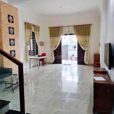 Аренда · 3 комн. · 100 м² · Quận Ngũ Hành Sơn, ул. Đường Chế Lan Viên