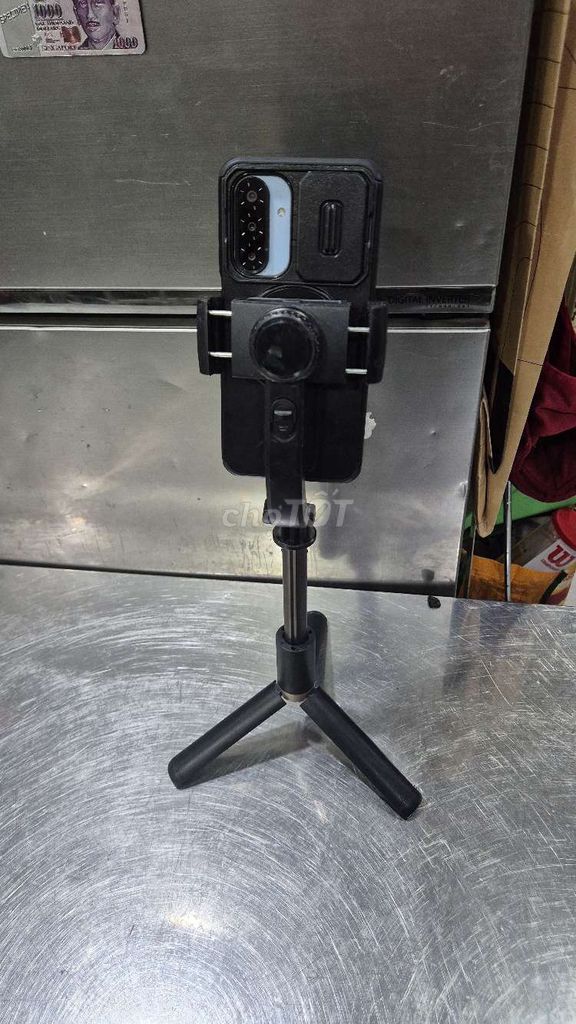Gimbal gậy tự sướng L08 Đen. Mua bán Phụ kiện (Màn hình, Chuột...) tại Quận Tân Bình Tp Hồ Chí Minh được đăng bởi Thành hình 1