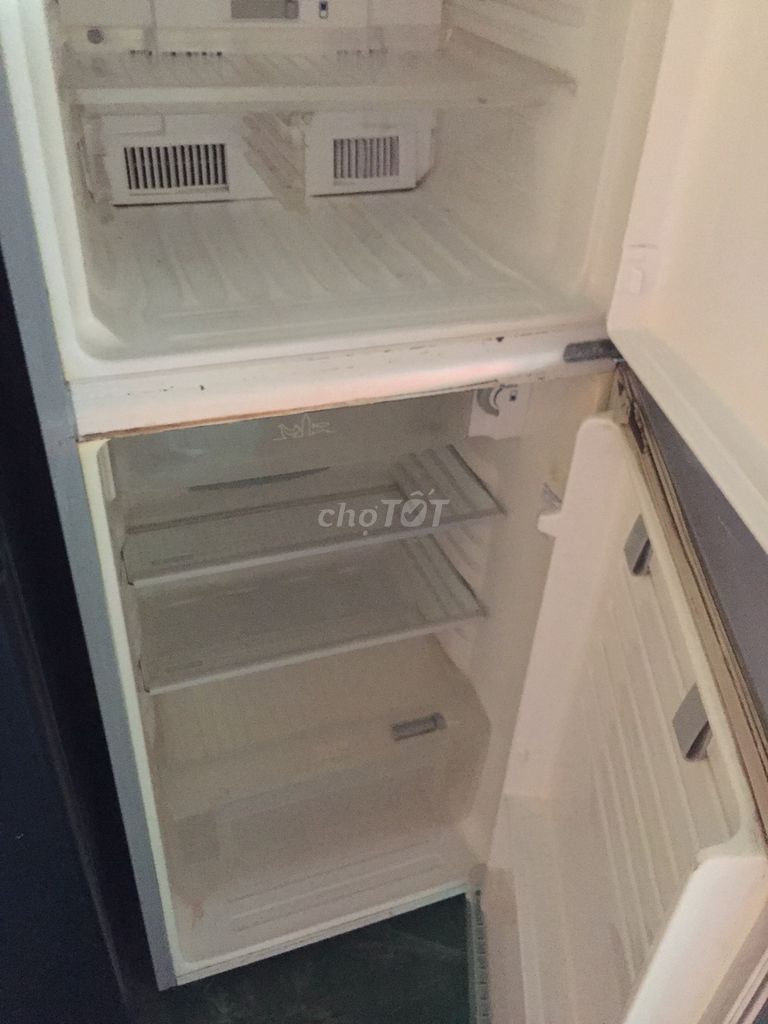 0922403064 - Tủ lạnh eletrolux 180l hàng thái zin toàn bộ