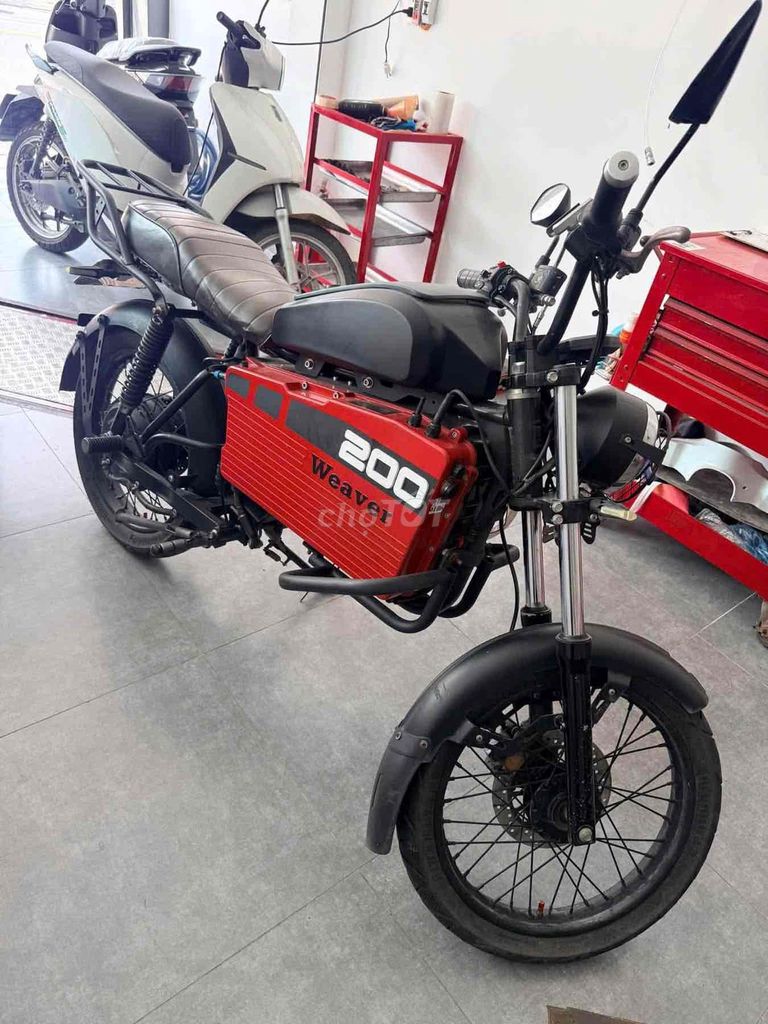 Электрический скутер Datbike Weaver красный, черный 8000 км