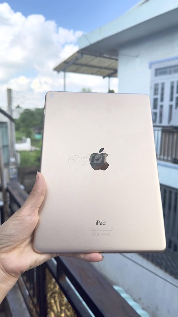 Apple iPad Air 2 128GB Vàng Máy zin. Mua bán Máy tính bảng tại Quận 1 Tp Hồ Chí Minh được đăng bởi Hội Đồ Điện Tử hình 1