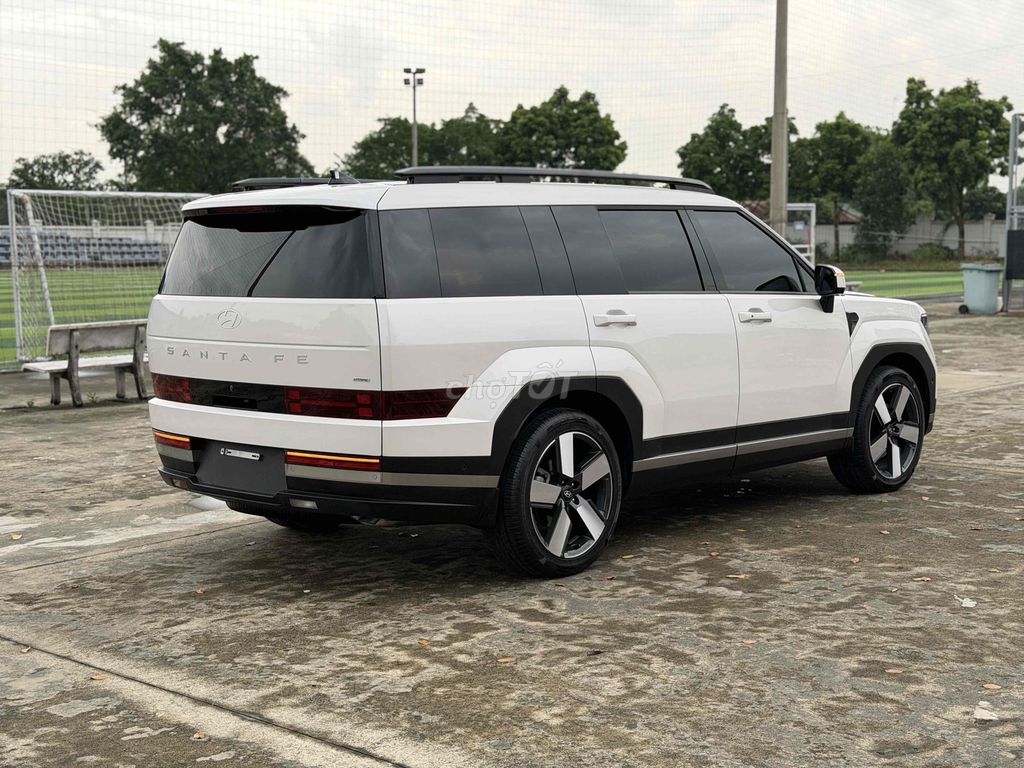 Hyundai Santa Fe 2024 Prestige 2.5L HTRAC. Mua bán Ô tô tại Quận Ba Đình Hà Nội được đăng bởi Phú Việt hình 3