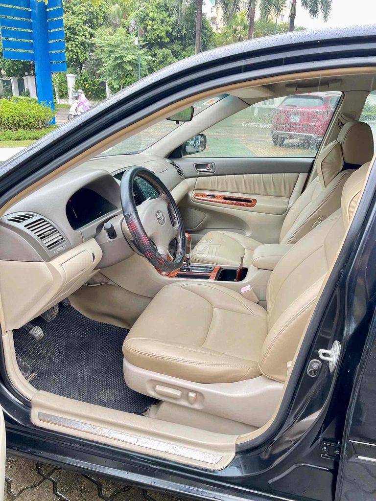 Toyota Camry 2005 автомат чёрный