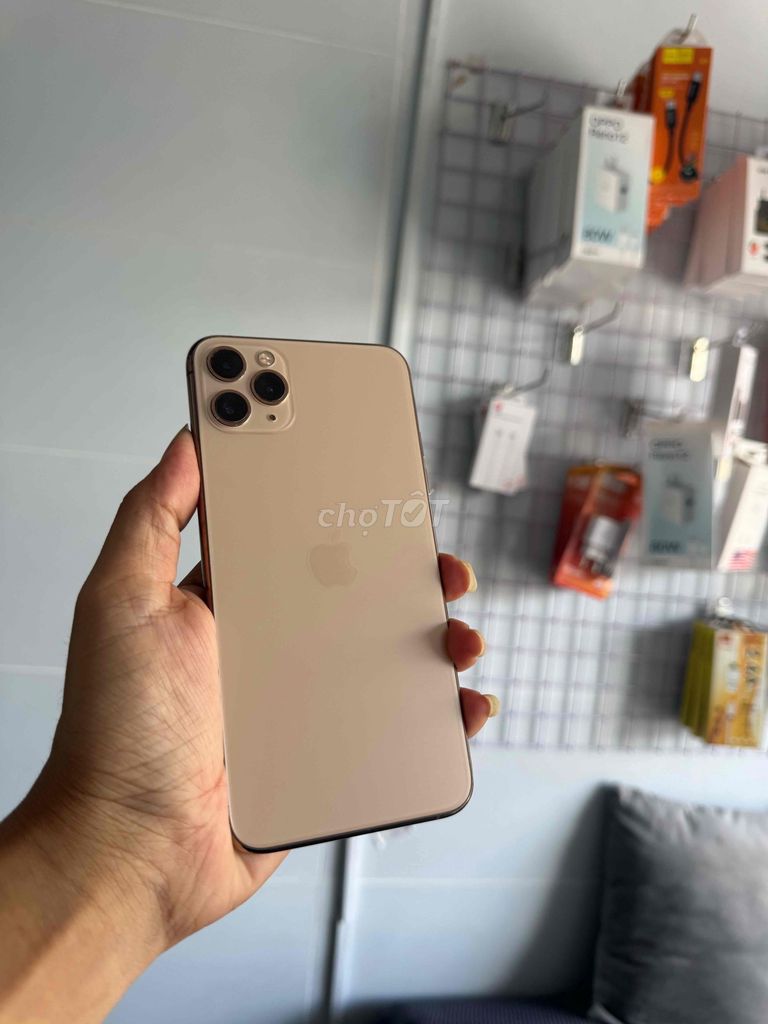 Apple iPhone 11 Pro Max 64GB Vàng đồng cũ. Mua bán Điện thoại tại Quận Ninh Kiều Cần Thơ được đăng bởi Thổ Địa  hình 1