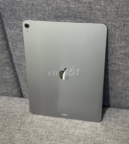 iPad Air 7 M3 13 inch 256G đúng mới 100% , sạc 0L. Mua bán Máy tính bảng tại Quận Tân Bình Tp Hồ Chí Minh được đăng bởi Nguyễn Chí Ái hình 1