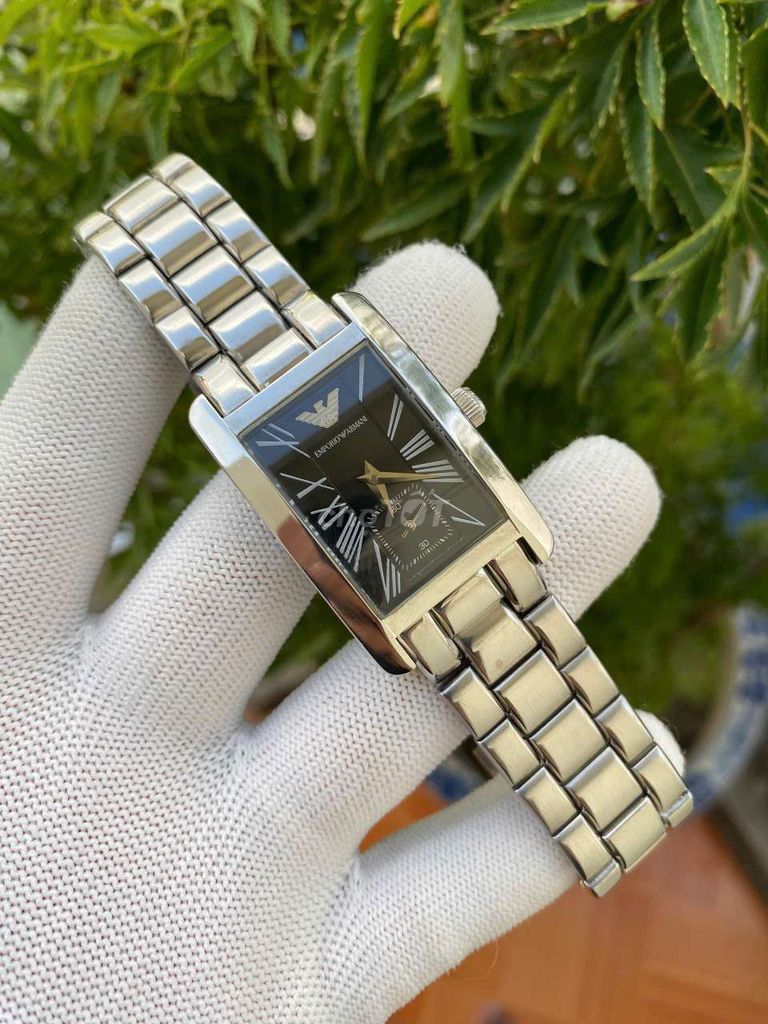 Đồng hồ Emporio Armani Classic Vintage Bạc. Mua bán Đồng hồ tại Huyện Thuỷ Nguyên Hải Phòng được đăng bởi Kim Huệ  hình 1