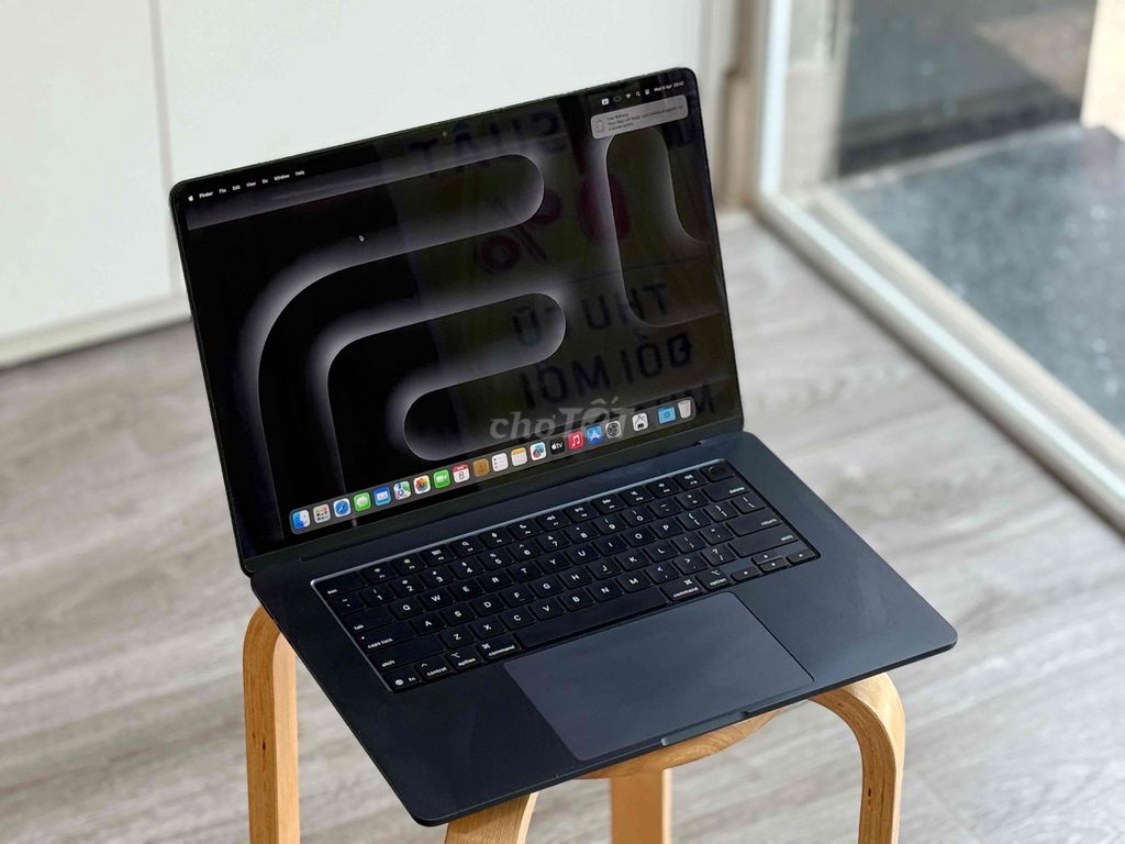 Apple MacBook Air M4 15 inch 16GB/512GB. Mua bán Laptop tại Quận 10 Tp Hồ Chí Minh được đăng bởi mạc thành hình 1