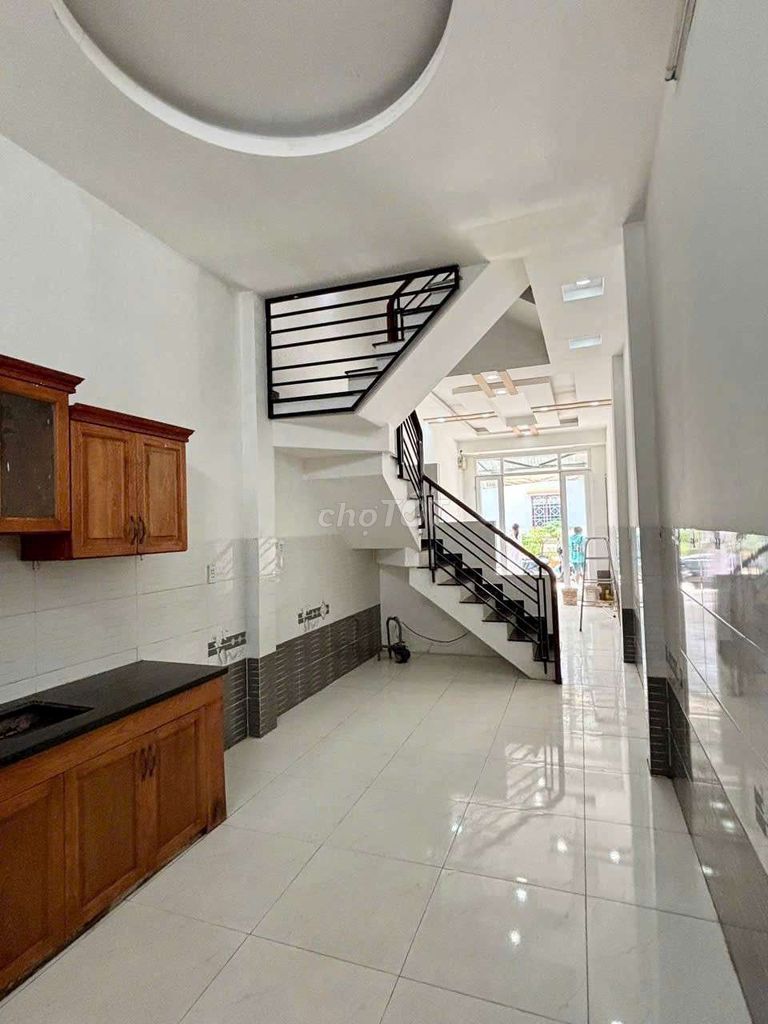 🍀NHÀ 4 PHÒNG NGỦ TÂY LÂN ĐƯỜNG 10M GẦN CHỢ