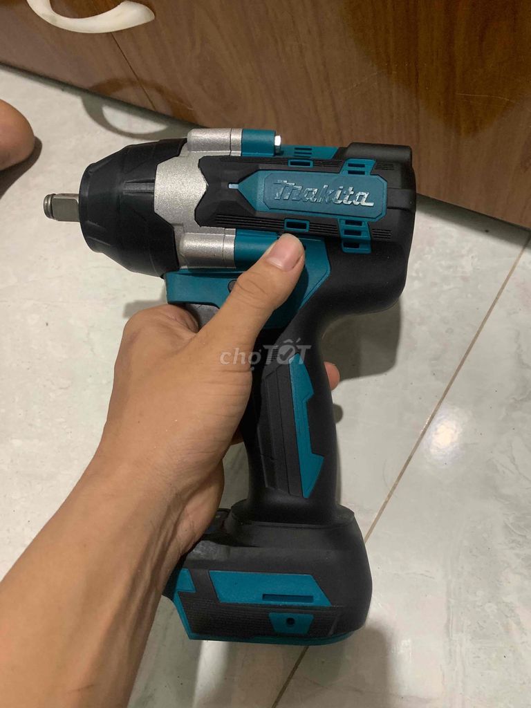 Máy siết bu lông Makita Đen, xanh ngọc 1280nm 98. Mua bán Đồ chuyên dụng, Giống nuôi trồng tại Huyện Duy Xuyên Quảng Nam được đăng bởi thích lê thọ hình 1