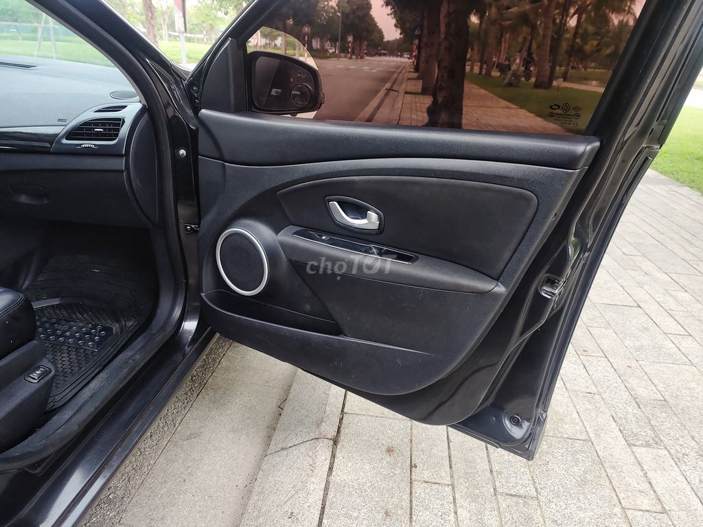 Renault Samsung SM3 2014 LE 110000 km. Mua bán Ô tô tại Thành phố Thanh Hóa Thanh Hóa được đăng bởi Synyster Hoang hình 12