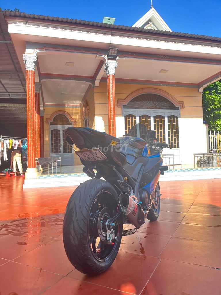 xe R15 V3 độ Full kiểng. Mua bán Xe máy tại Huyện Phú Riềng Bình Phước được đăng bởi Thắng hình 5