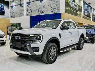 Ford Ranger Wildtrak 2024 giá tốt nhiều khuyến mại