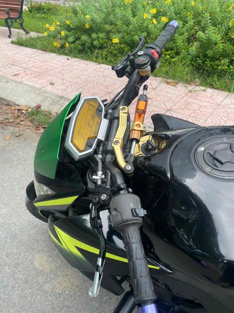 Kawasaki Z1000. Mua bán Xe máy tại Thành phố Mỹ Tho Tiền Giang được đăng bởi   Ô Tô Nghĩa Nhân  hình 4