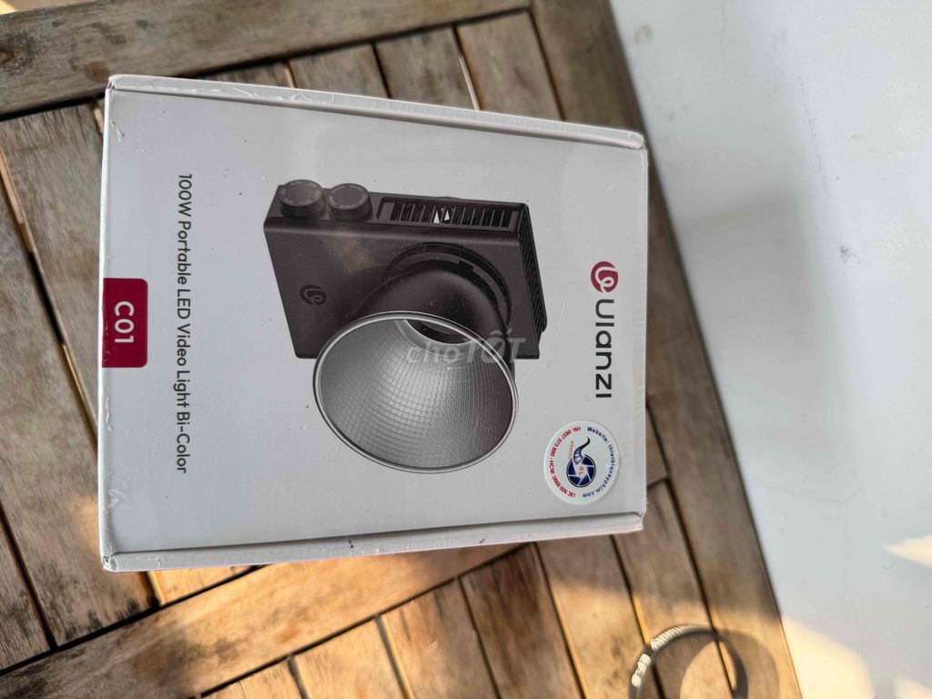 Đèn LED Ulanzi C01 Mới nguyên seal. Mua bán Máy ảnh, Máy quay tại Quận Gò Vấp Tp Hồ Chí Minh được đăng bởi huy hình 1