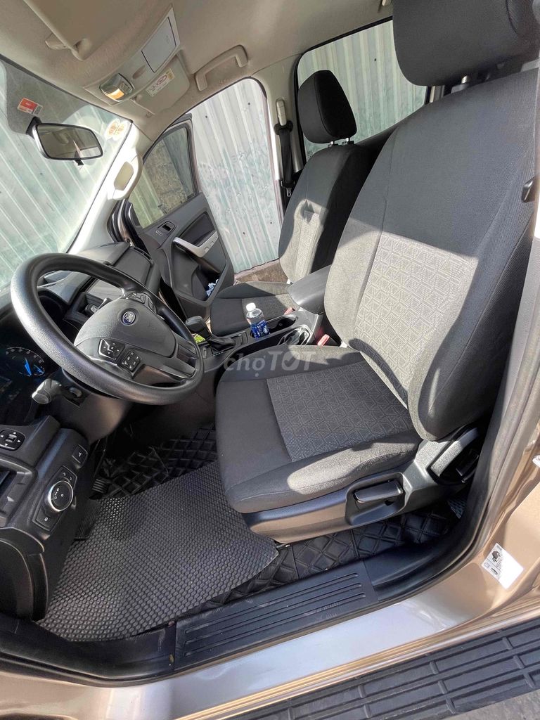 FORD GANGER XLS dầu 2.2 số tự động,một cầu, sx2018. Mua bán Ô tô tại Quận 4 Tp Hồ Chí Minh được đăng bởi A Linh  hình 10