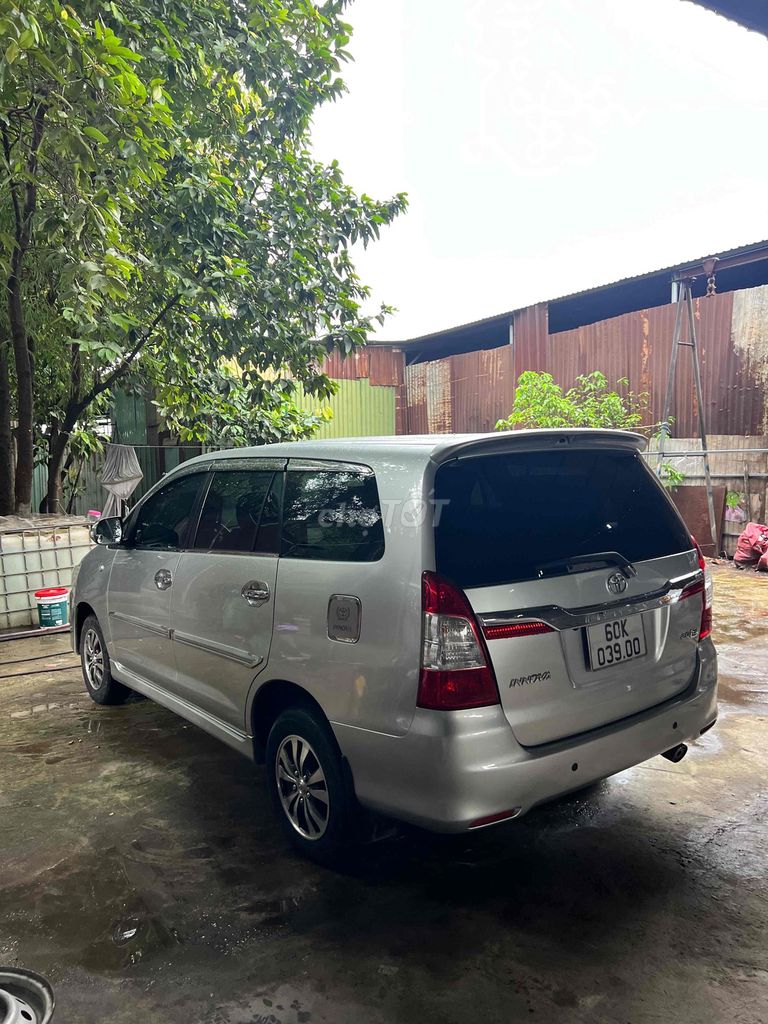 Toyota Innova 2014 -2.0E xe Chuẩn gia đình xịn. Mua bán Ô tô tại Thị xã Tân Uyên Bình Dương được đăng bởi oto bay quynh  hình 3