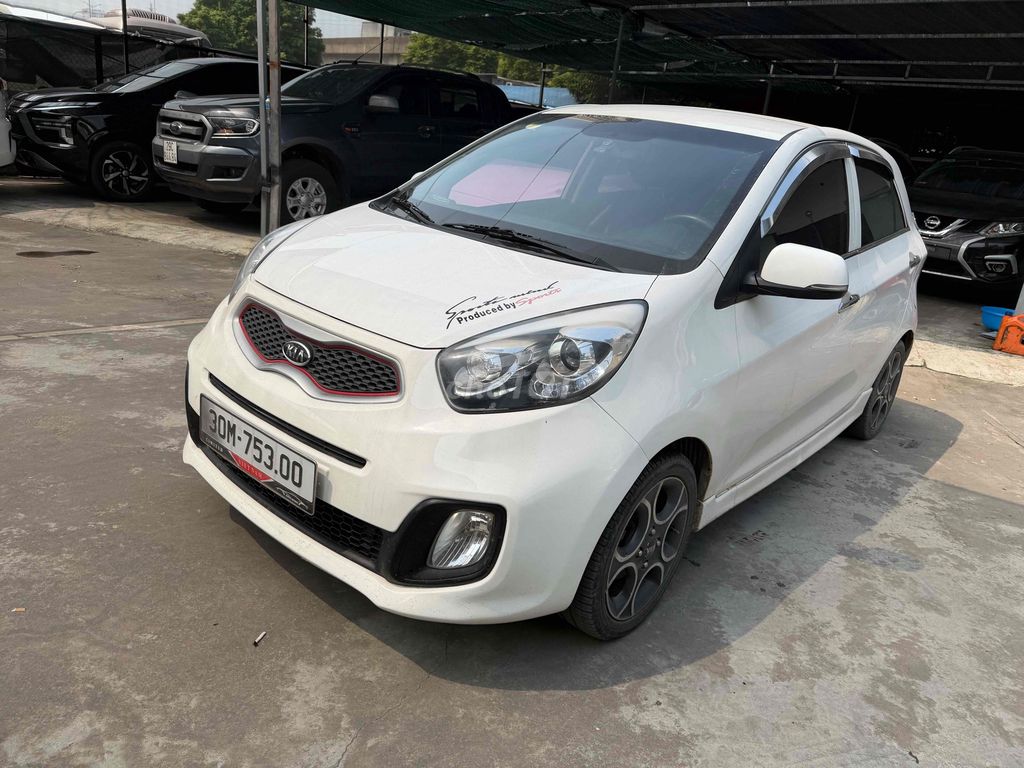 Kia Morning белая 5 мест автомат