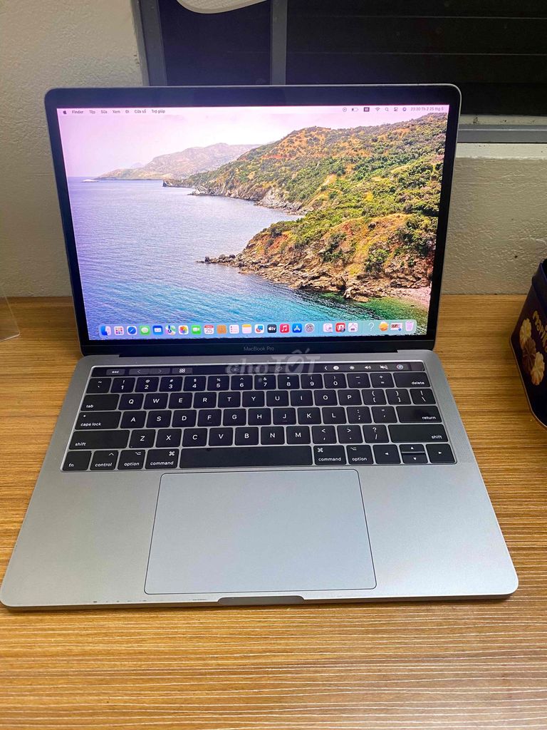 MacBook Pro A1706 i5 8GB/256GB đã sửa máy đẹp. Mua bán Laptop tại Huyện Gia Lâm Hà Nội được đăng bởi Dũng hình 1