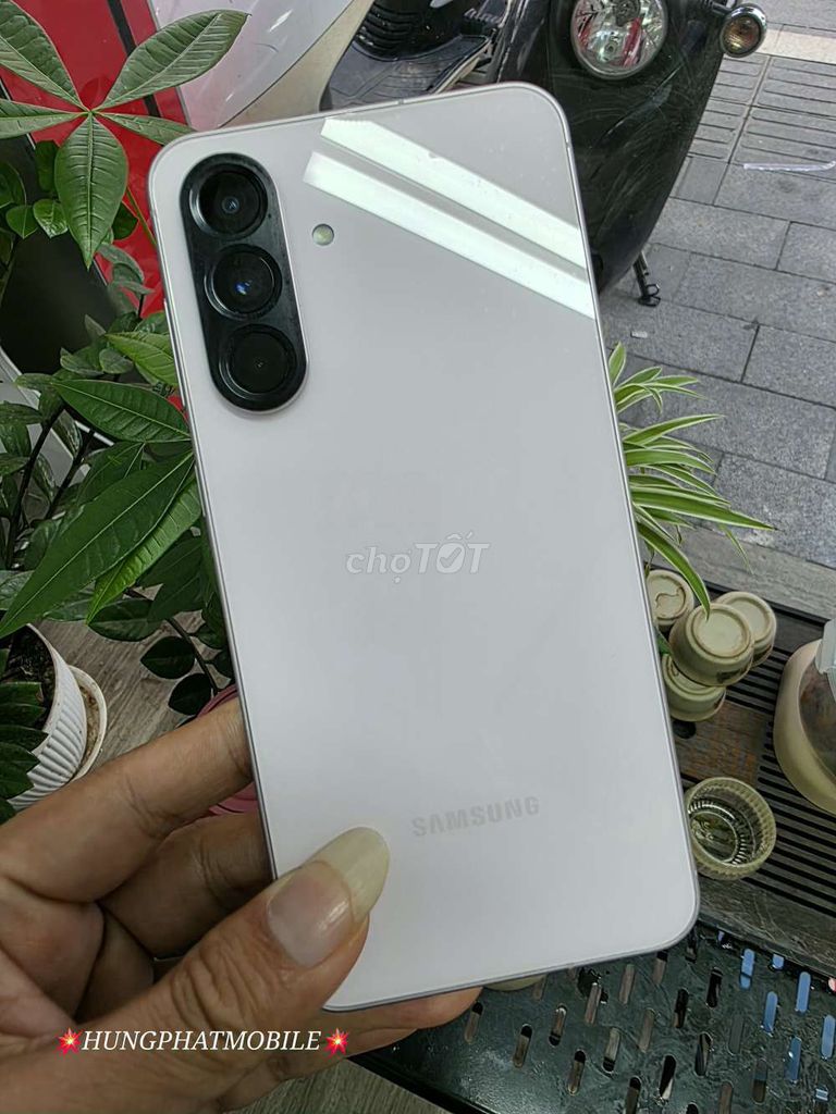 Samsung A56 5G 256GB SSVN 2 Sim Đẹp 99% BH t7/2026. Mua bán Điện thoại tại Quận Đống Đa Hà Nội được đăng bởi HƯNG PHÁT Mobile hình 1