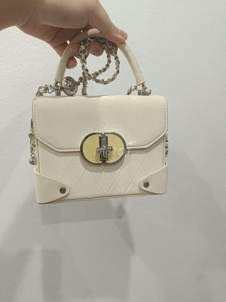 Túi xách nữ da Trắng kem. Mua bán Túi xách tại Quận Kiến An Hải Phòng được đăng bởi Tên chưa cung cấp hình 1