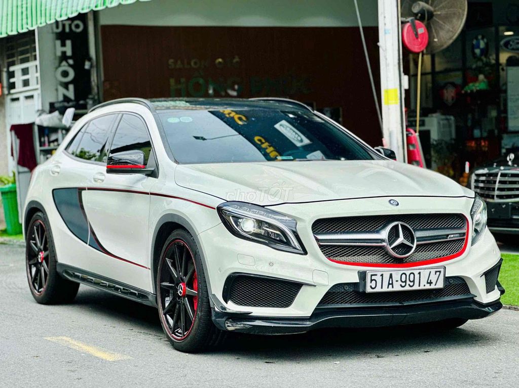 Мерседес-Бенц GLA 45 AMG издание 1 2014 белый