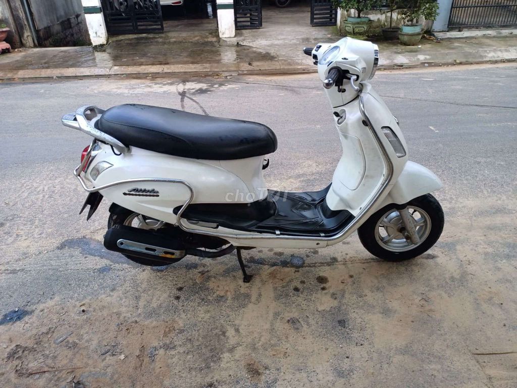 SYM Attila Elizabeth Trắng 125cc. Mua bán Xe máy tại Thành phố Nha Trang Khánh Hòa được đăng bởi Van thi tuyet hong hình 2