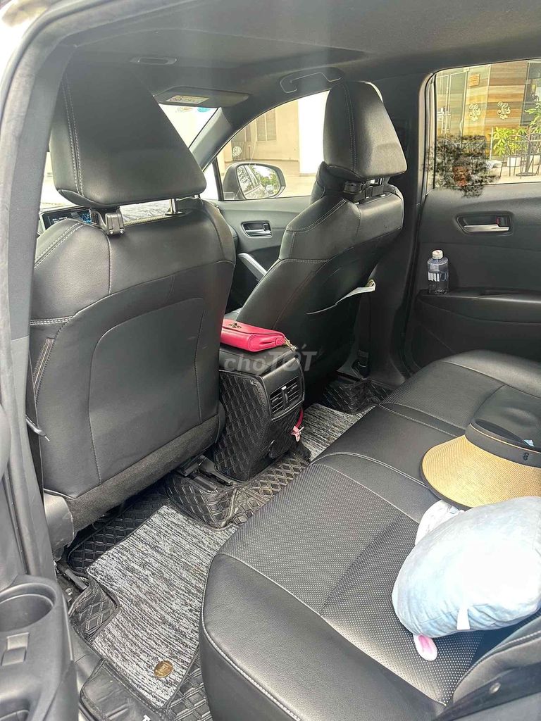 Toyota Corolla Cross 2023 1.8V - 9775 km. Mua bán Ô tô tại Quận 7 Tp Hồ Chí Minh được đăng bởi Amyyy tran hình 6