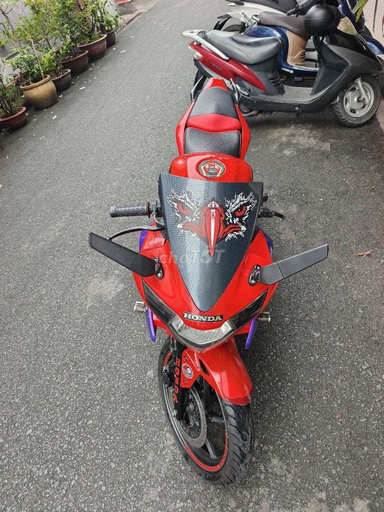 Honda CBR 150cc 2012 Đỏ Tím.xe zin.máy bao êm. Mua bán Xe máy tại Quận 10 Tp Hồ Chí Minh được đăng bởi mua bán điện thoại  hình 2