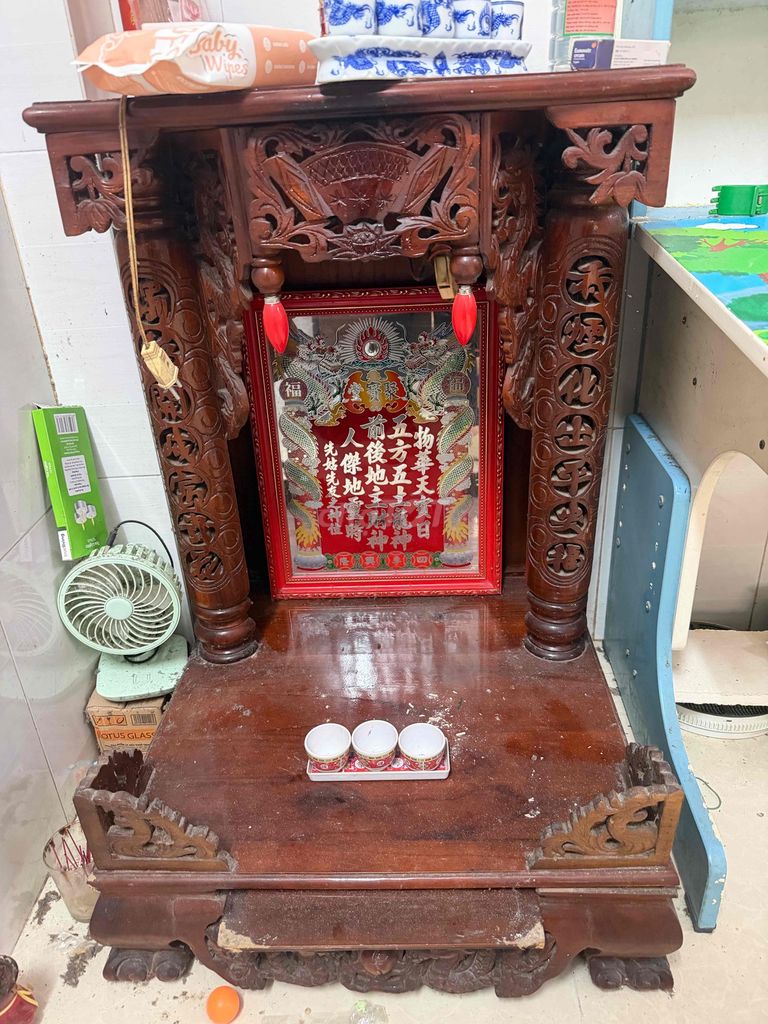 Bàn thờ gỗ nâu 60x60x81cm. Mua bán Nội thất, đồ gia dụng khác tại Quận 5 Tp Hồ Chí Minh được đăng bởi Yen hình 1