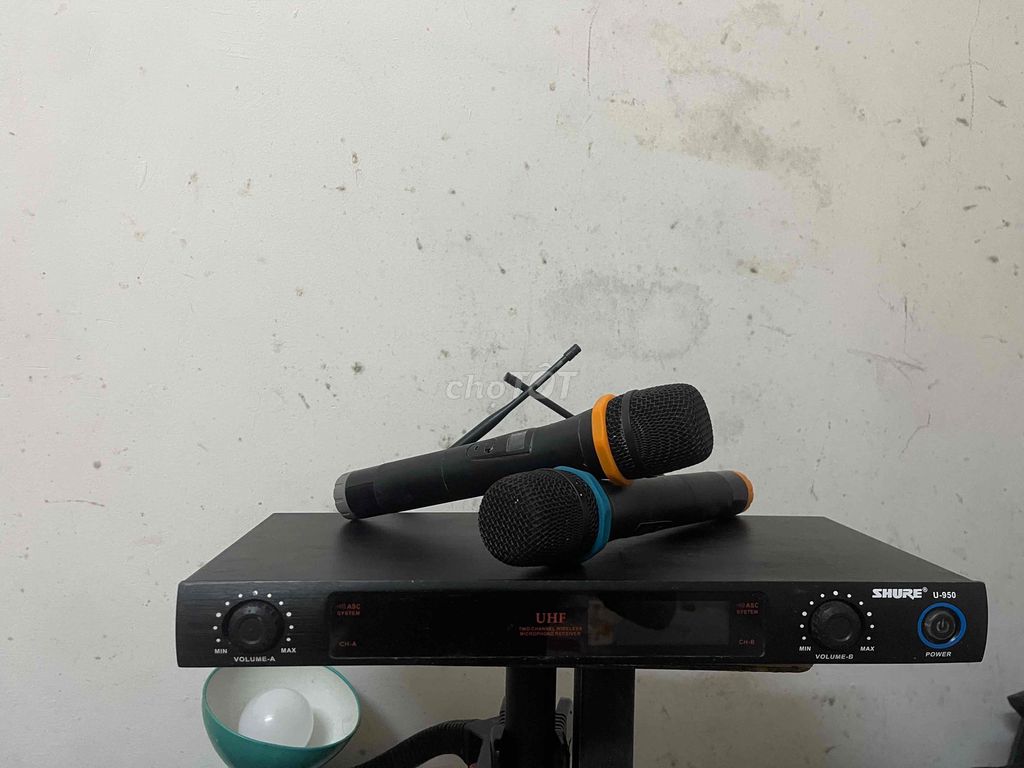 thanh lý bộ mic bãi không dây shure u950. Mua bán Tivi, Âm thanh tại Quận Long Biên Hà Nội được đăng bởi Nguyễn Ngọc Công hình 1