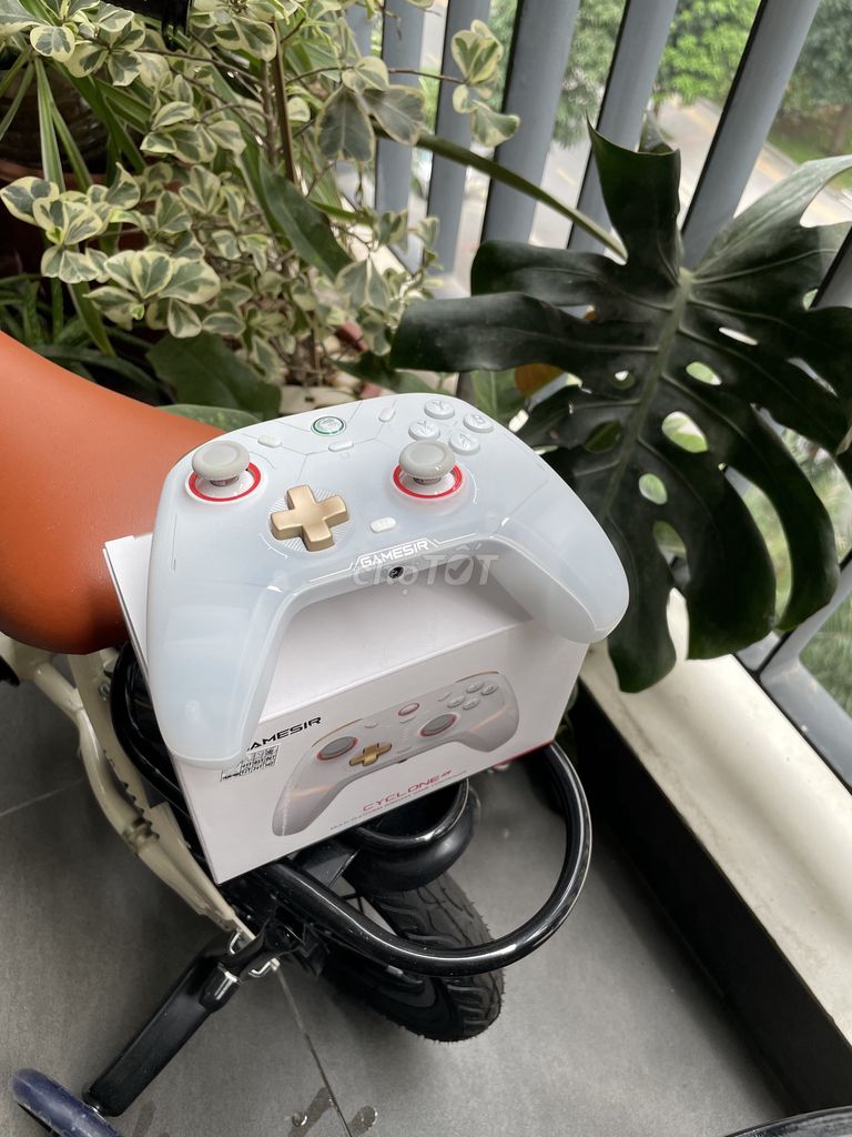 Tay cầm chơi game GameSir Cyclone 2 Còn bảo hành. Mua bán Thiết bị chơi game tại Quận Nam Từ Liêm Hà Nội được đăng bởi Tiến Dinh hình 1