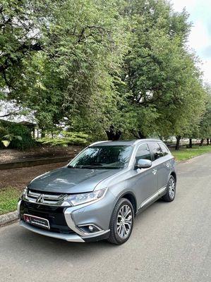 Mitsu Outlander 2019 2.4 Pre siêu lướt chính hãng. Mua bán Ô tô tại Quận Bình Thạnh Tp Hồ Chí Minh được đăng bởi XE MỚI VÀ QUA SỬ DỤNG CHÍNH HÃNG