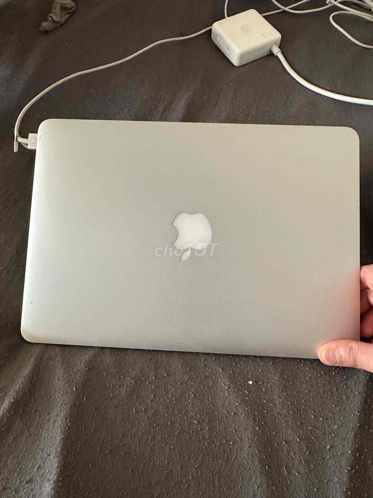 Apple MacBook Pro Retina i5 13 inch 16GB. Mua bán Laptop tại Thành phố Nha Trang Khánh Hòa được đăng bởi Марія Сукманська hình 1