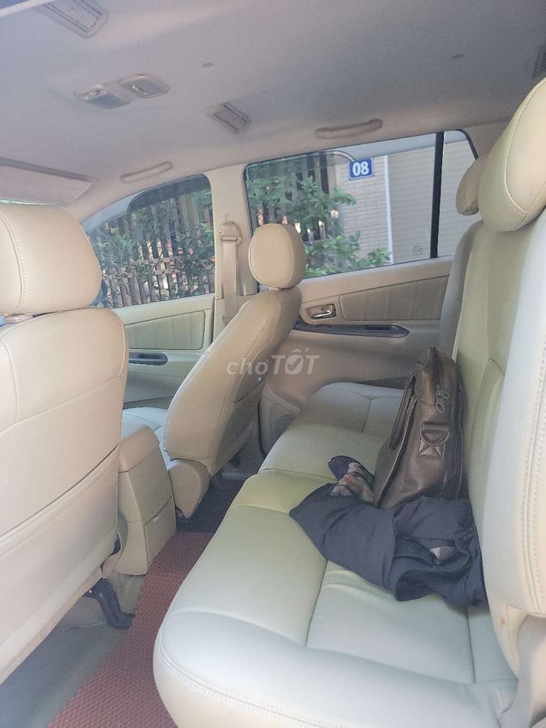 Toyota Innova 2016 2.0E - 11000 km. Mua bán Ô tô tại Quận Nam Từ Liêm Hà Nội được đăng bởi Thu HN hình 9