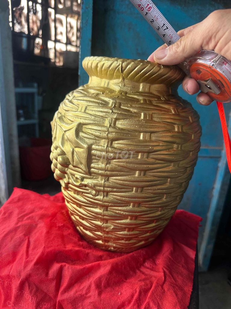 chum gốm xưa .sơn vàng. Mua bán Đồ sưu tầm, đồ cổ tại Huyện Tri Tôn An Giang được đăng bởi Chi hình 1