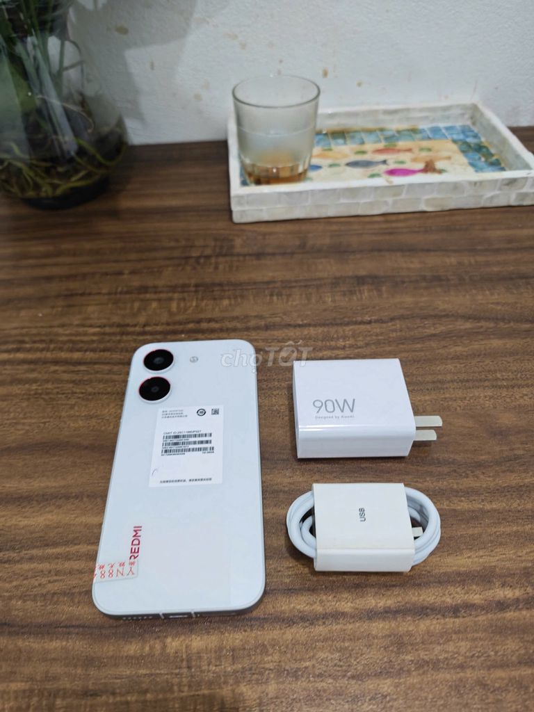 Redmi Turbo 5 Trắng 12/256 sạc 90w có ship COD. Mua bán Điện thoại tại Quận Hoàng Mai Hà Nội được đăng bởi Trần Ngọc Hiếu hình 1