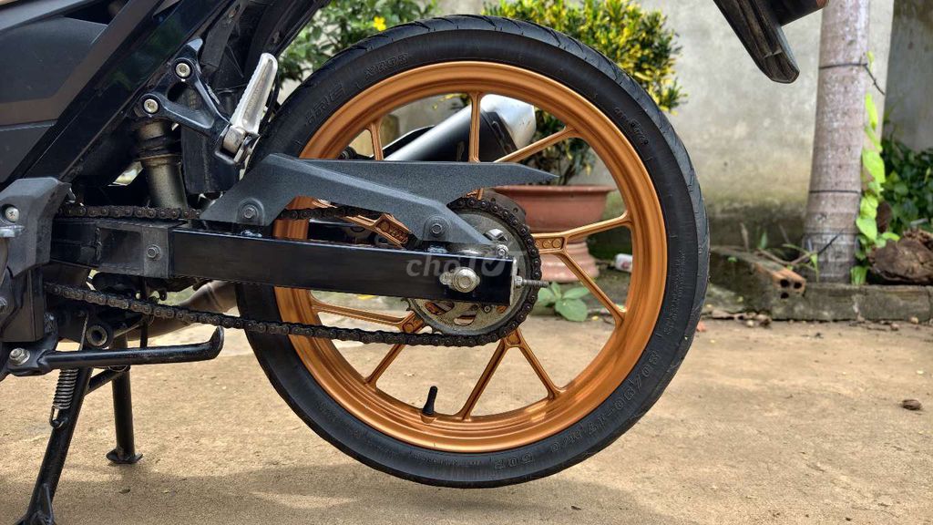 Hết tiền tiêu thì đưa em yêu lên sàn 😘. Mua bán Xe máy tại Huyện Cẩm Mỹ Đồng Nai được đăng bởi Hoàng Nhật hình 5