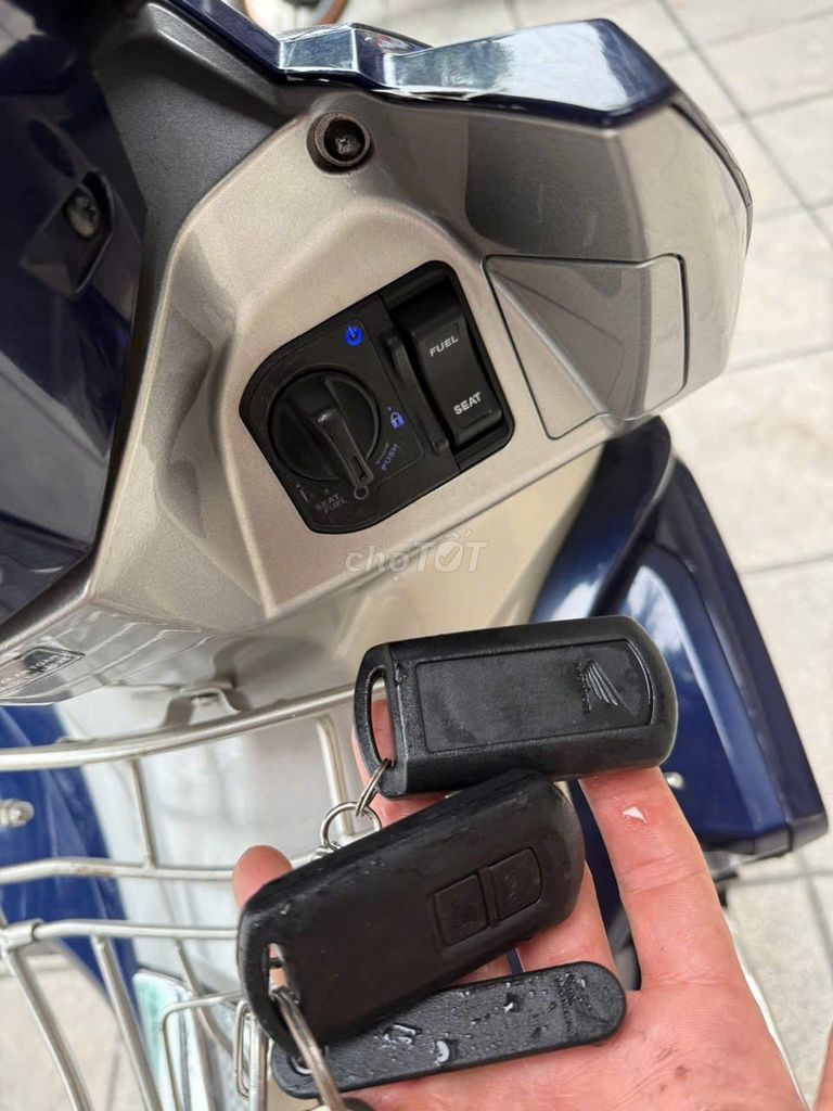 Airblade 2019. Mua bán Xe máy tại Quận Long Biên Hà Nội được đăng bởi Việt Thắng hình 2