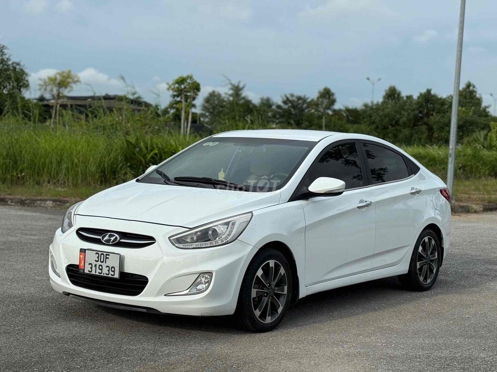 Hyundai Accent 2016 1.4 MT - 110000 km. Mua bán Ô tô tại Huyện Gia Lộc Hải Dương được đăng bởi Nhất Tín Ô Tô Hải Dương hình 2