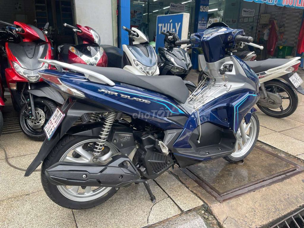 Honda Air Blade 2017 Синий б/у 90%