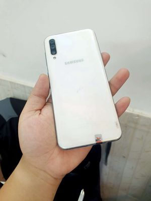 Samsung Galaxy A50 64GB Trắng