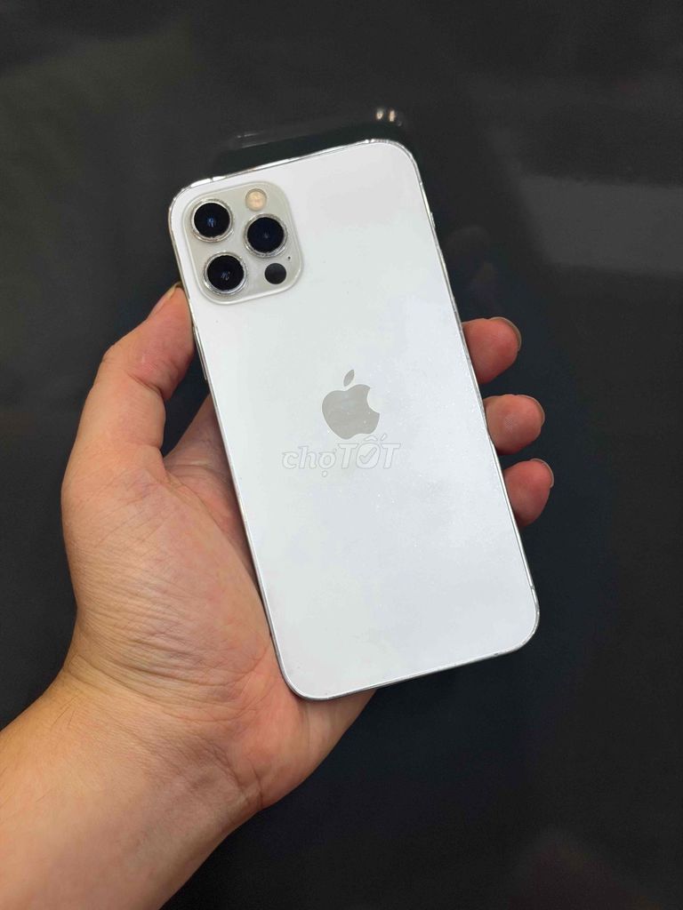 iPhone 12 Pro 256GB Trắng 98% Pin 86 9828282. Mua bán Điện thoại tại Quận Ninh Kiều Cần Thơ được đăng bởi Quý Mobile Cần thơ hình 1