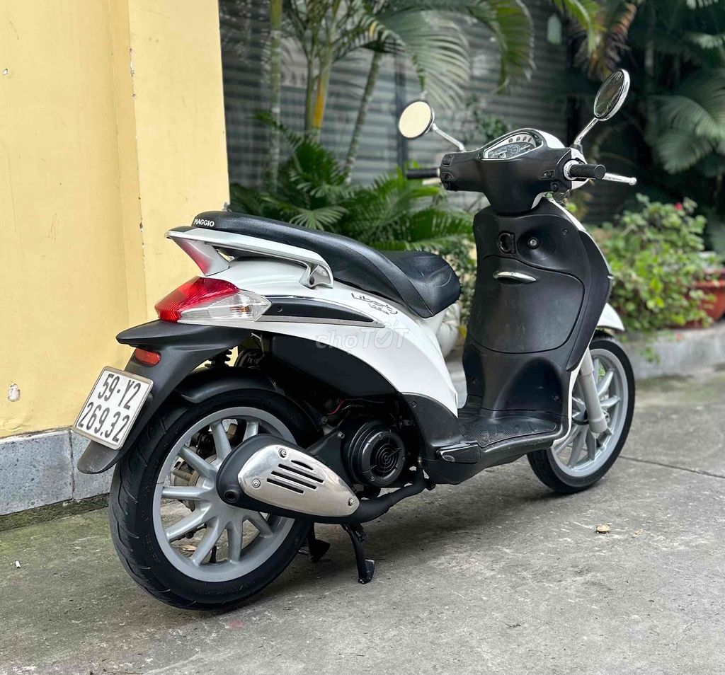 Liberty Fi đẹp, máy êm thì thầm bao vọt biển SG. Mua bán Xe máy tại Quận 8 Tp Hồ Chí Minh được đăng bởi Quân  hình 7