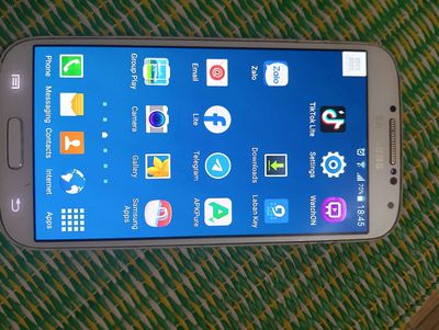 Điện thoại Samsung s4 giá SV. Mua bán Điện thoại tại Quận 12 Tp Hồ Chí Minh được đăng bởi Nguyen Quang long