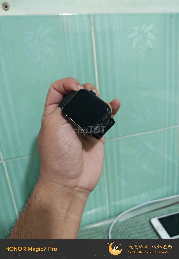 Apple Watch SE 42mm Đen. Mua bán Thiết bị đeo thông minh tại Huyện Chợ Mới An Giang được đăng bởi Chơi xong zong hình 1