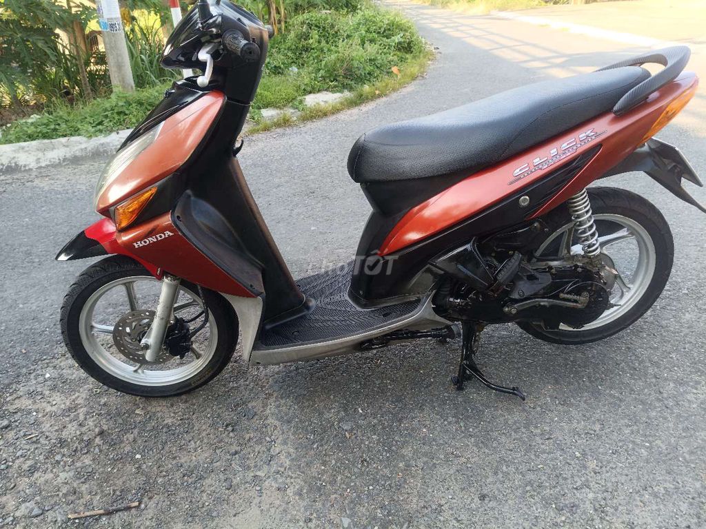 Honda Click màu Đỏ cam. Mua bán Xe máy tại Huyện Lấp Vò Đồng Tháp được đăng bởi Huynh Kiệt hình 2
