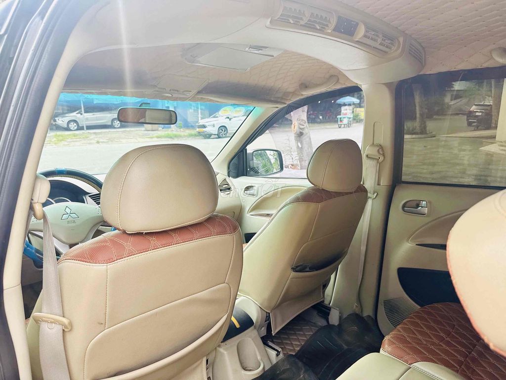 Mitsubishi Zinger 2009 GLS 2.4 Đổi 4 chỗ - 126 km. Mua bán Ô tô tại Huyện Bình Chánh Tp Hồ Chí Minh được đăng bởi Anh Khanh hình 6