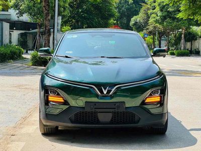 Vinfast Vf6 Plus 2025 miễn phí sạc, 5v km