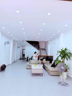 Rent · 2 bd · 100 м² · Quận Cẩm Lệ, ул. Đường Văn Tiến Dũng